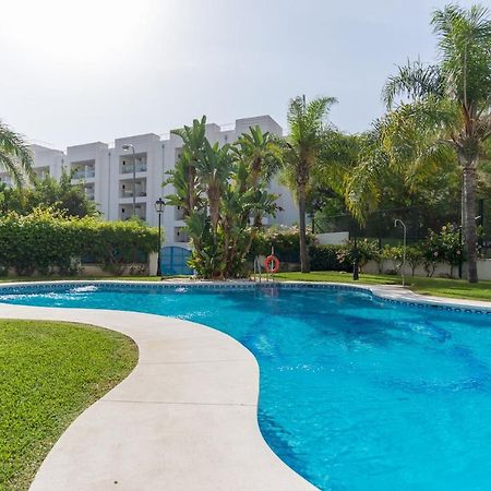Malagasuite Lux Beach & Pool Torremolinos Exterior photo
